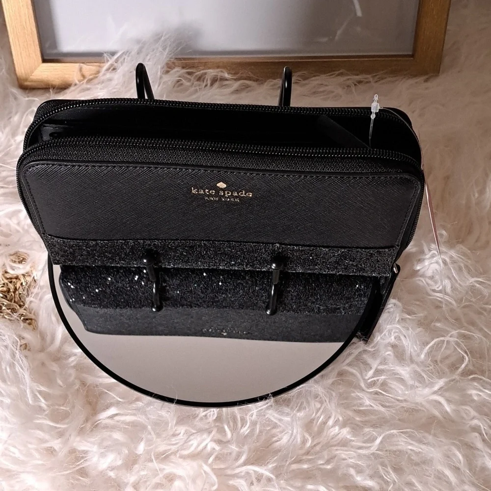 Kate Spade NWTs Neda Greta Zip Around Wallet